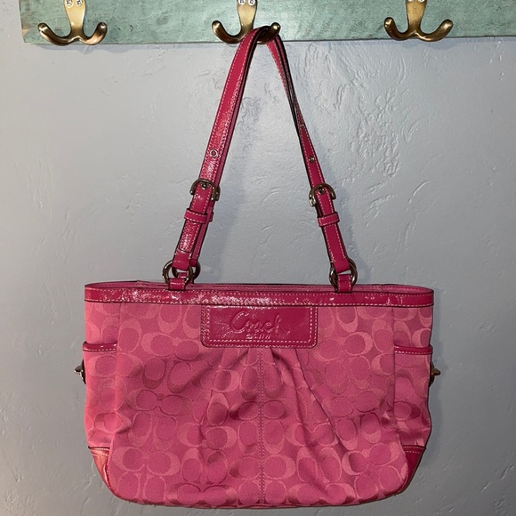 Vintage Hot Pink Coach Purse - Picture 1 of 9